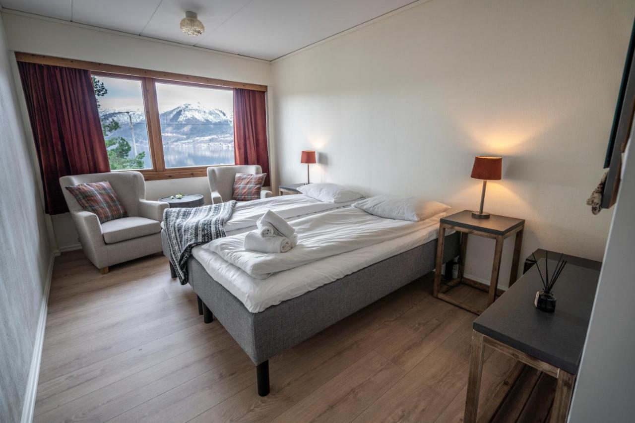 Dragsvik Fjordhotel (Adults Only) Balestrand Exteriör bild