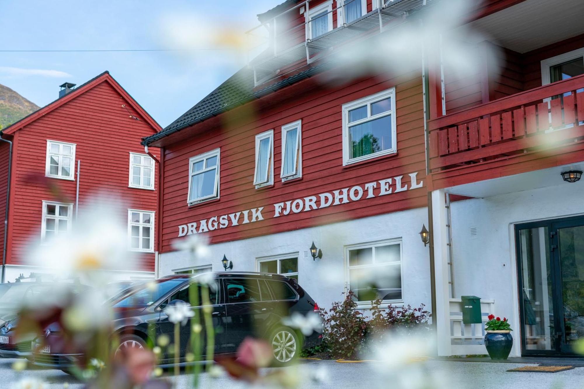 Dragsvik Fjordhotel (Adults Only) Balestrand Exteriör bild